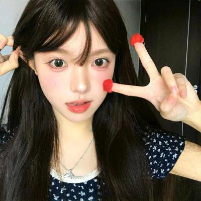 飘动的红丝带